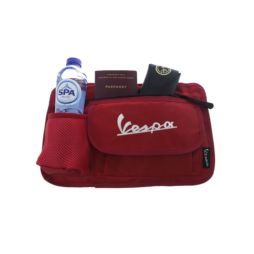 manos-libres-vespa-tas-rood-scooter-accessoires-impressie-2
